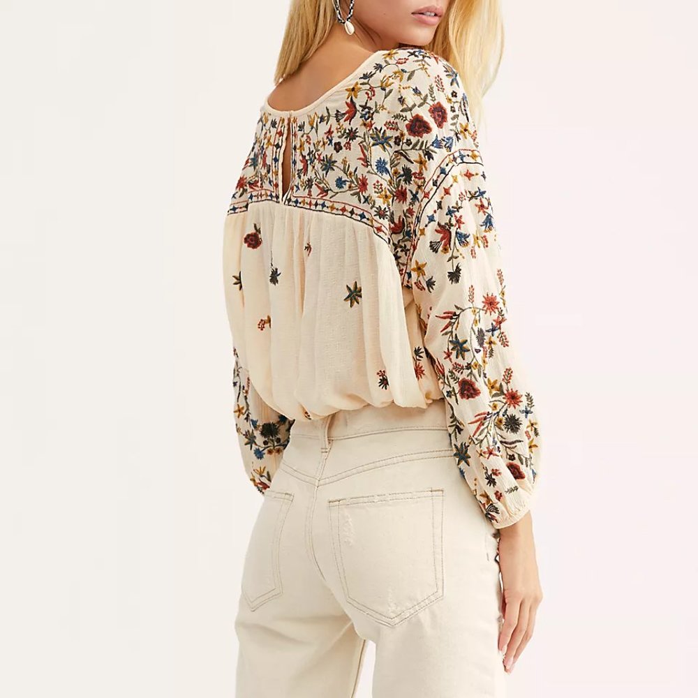 Free People Embroidered Wild Flowers Blouse Size XS - Picture 3 of 15